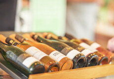 Weinflaschen in Auslage © Koblenz-Touristik GmbH, Picture Colada Weinflaschen in Auslage © Koblenz-Touristik GmbH, Picture Colada