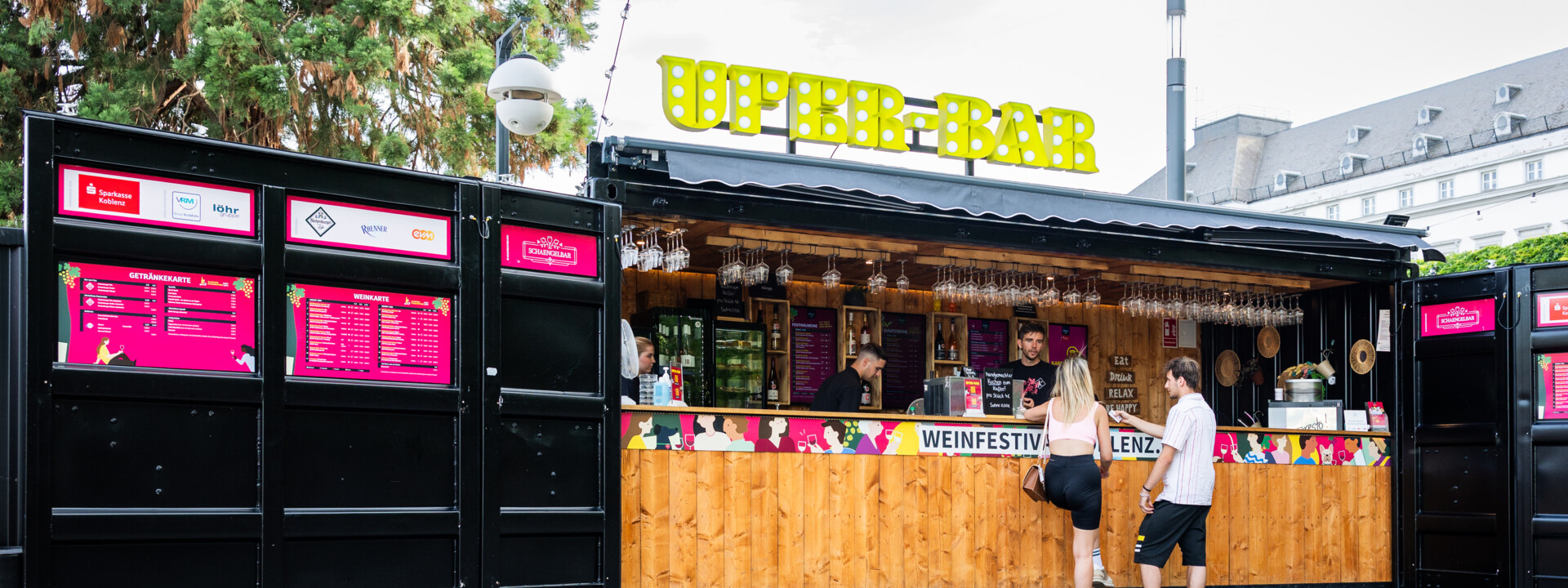 250705_01.jpg © Koblenz-Touristik GmbH, Kai Myller Ufer-Bar an den Schlossstufen Koblenz © Koblenz-Touristik GmbH, Kai Myller