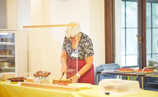 Kuchenverkauf Augusta-Fest © Koblenz-Touristik GmbH, Picture Colada Kuchenverkauf Augusta-Fest © Koblenz-Touristik GmbH, Picture Colada